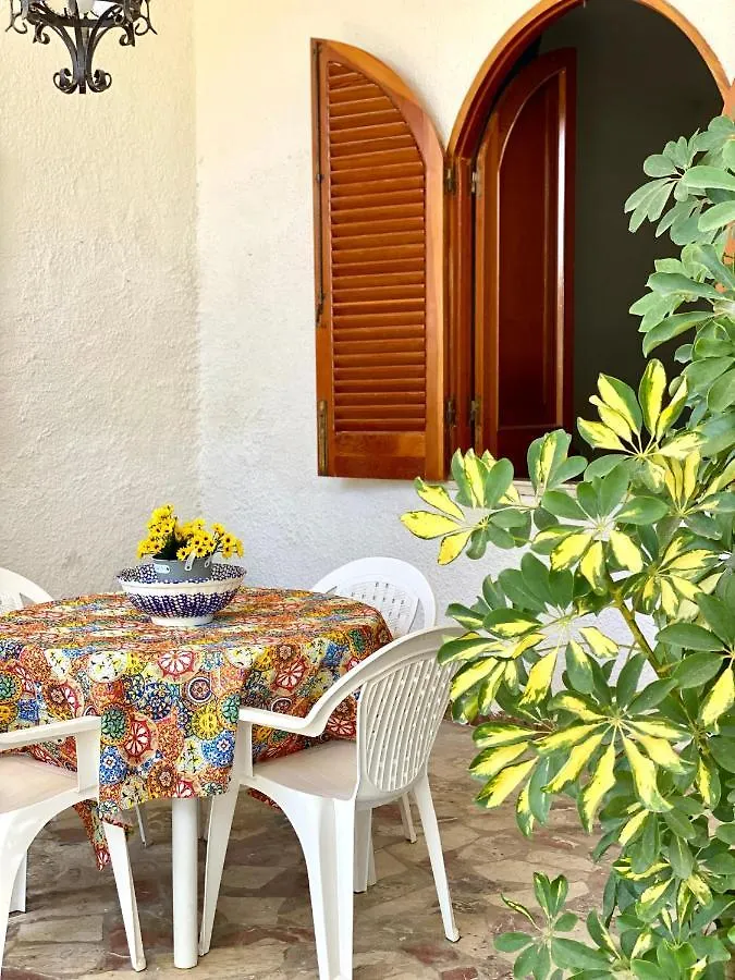 La Casa Dei Bouganville Lo Stagnone Marsala Holiday home